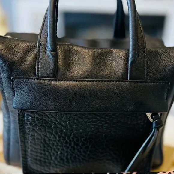 🖤💛Coach Bag / Crossbody🖤💛 - Picture 2 of 4